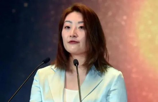 博泰配资 宗馥莉独女人设崩塌！三名兄妹起诉讨要资产…